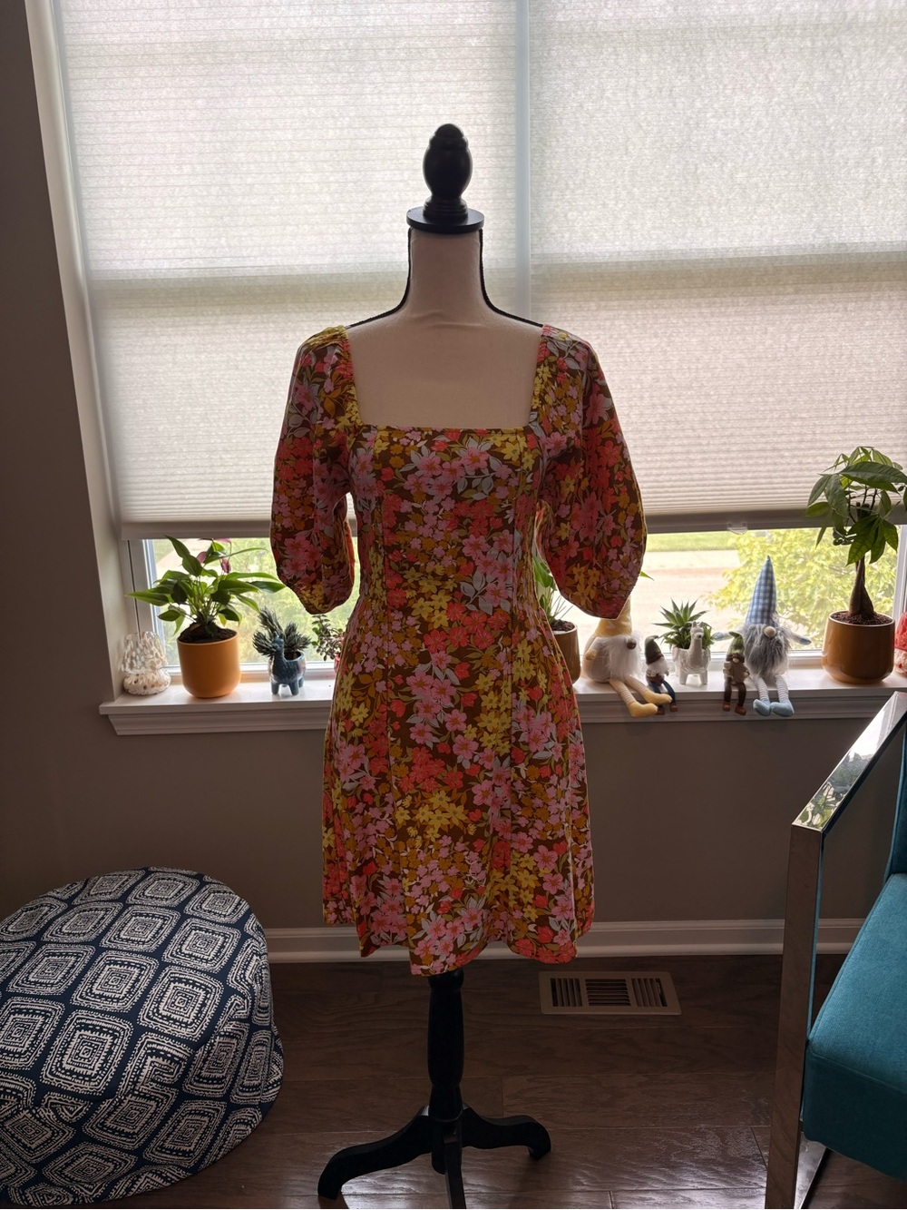 ✨Billabong (NWOT) Floral Puff-Sleeve Mini Dress Size M✨